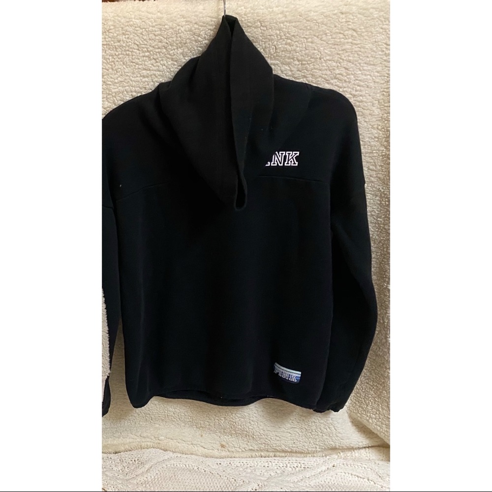 PINK Sweatshirt